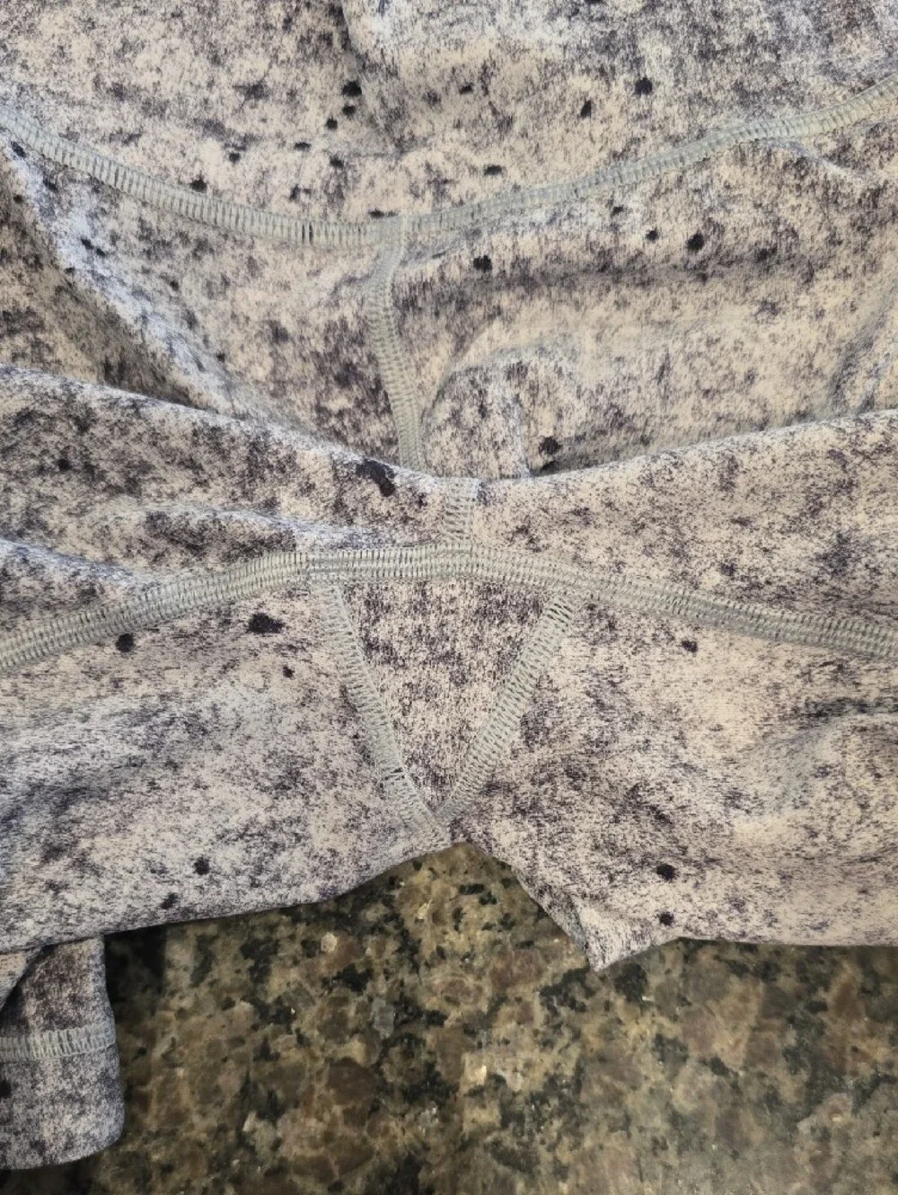Lululemon Wunder Under Hi-Rise 7/8 Tight in Antiqued Alpine White Multi & Black - Picture 7 of 7